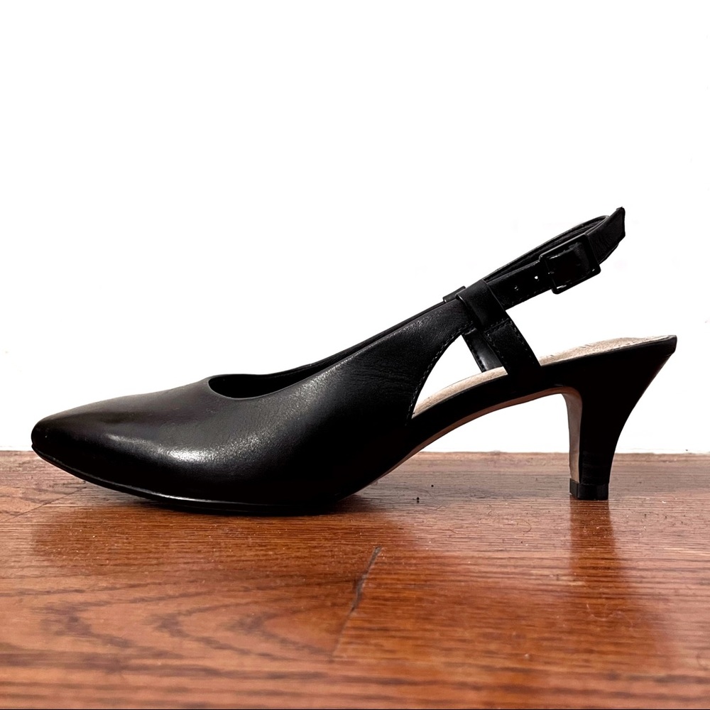 Clarks Ileana Sky Slingback Pumps in Black Leather
